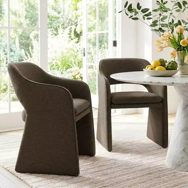 Lot de 2 chaises de salle à manger modernes rembourrées, chaises de salle à manger entièrement rembourrées avec dossier incurvé et accoudoir intégré, chaises d'appoint - Panipeachy