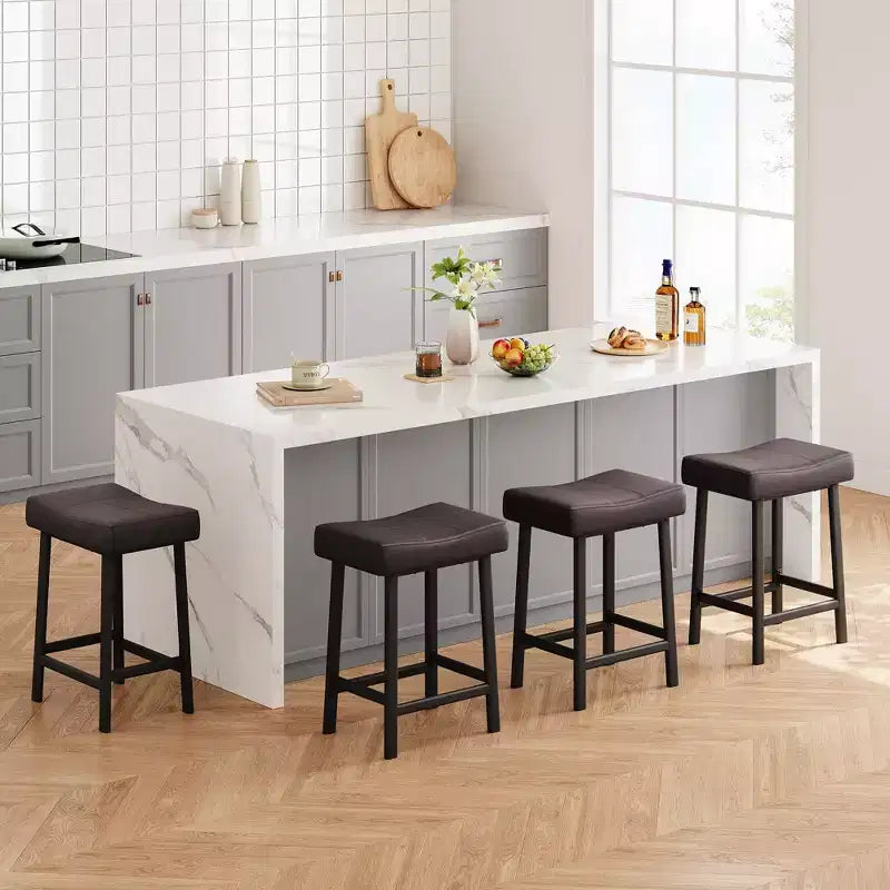 Lot de 4 tabourets de bar hauteur comptoir, 61 cm, similicuir PU selle, cadre métallique, 109 kg